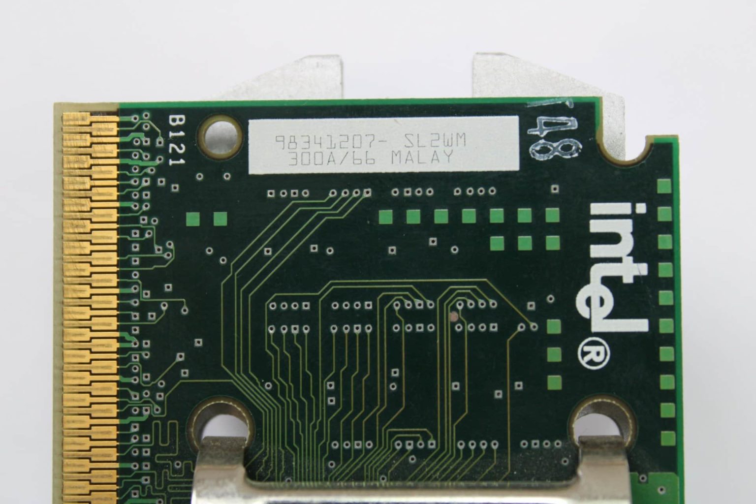 Intel Celeron 300 vs 300A - Clous